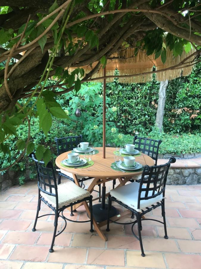 Le Mas De La Source Bed & Breakfast Mougins Dış mekan fotoğraf