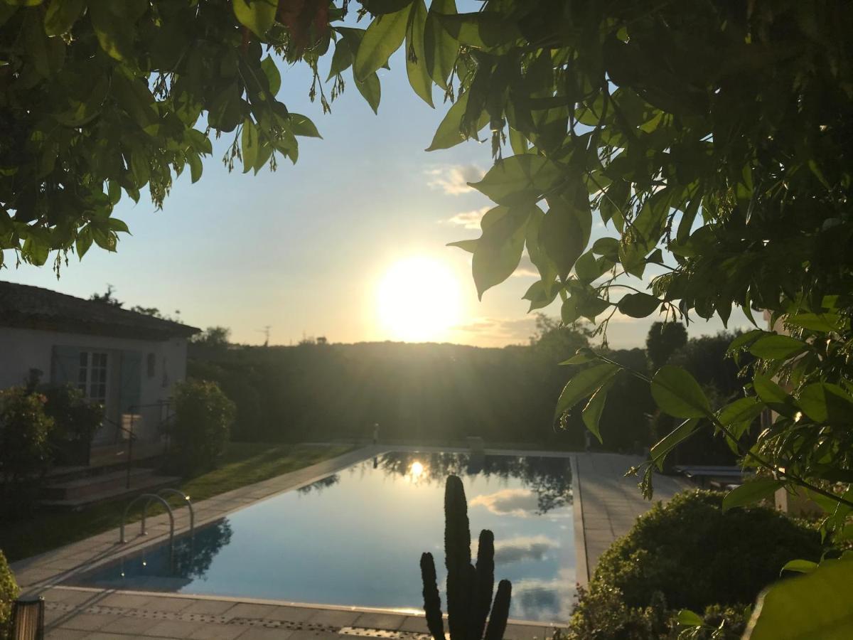 Le Mas De La Source Bed & Breakfast Mougins Dış mekan fotoğraf